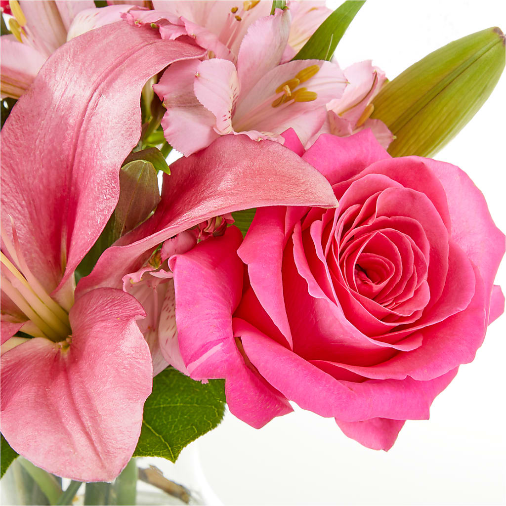 Lots of Love Bouquet –  Enid Floral And Gifts, Enid OK